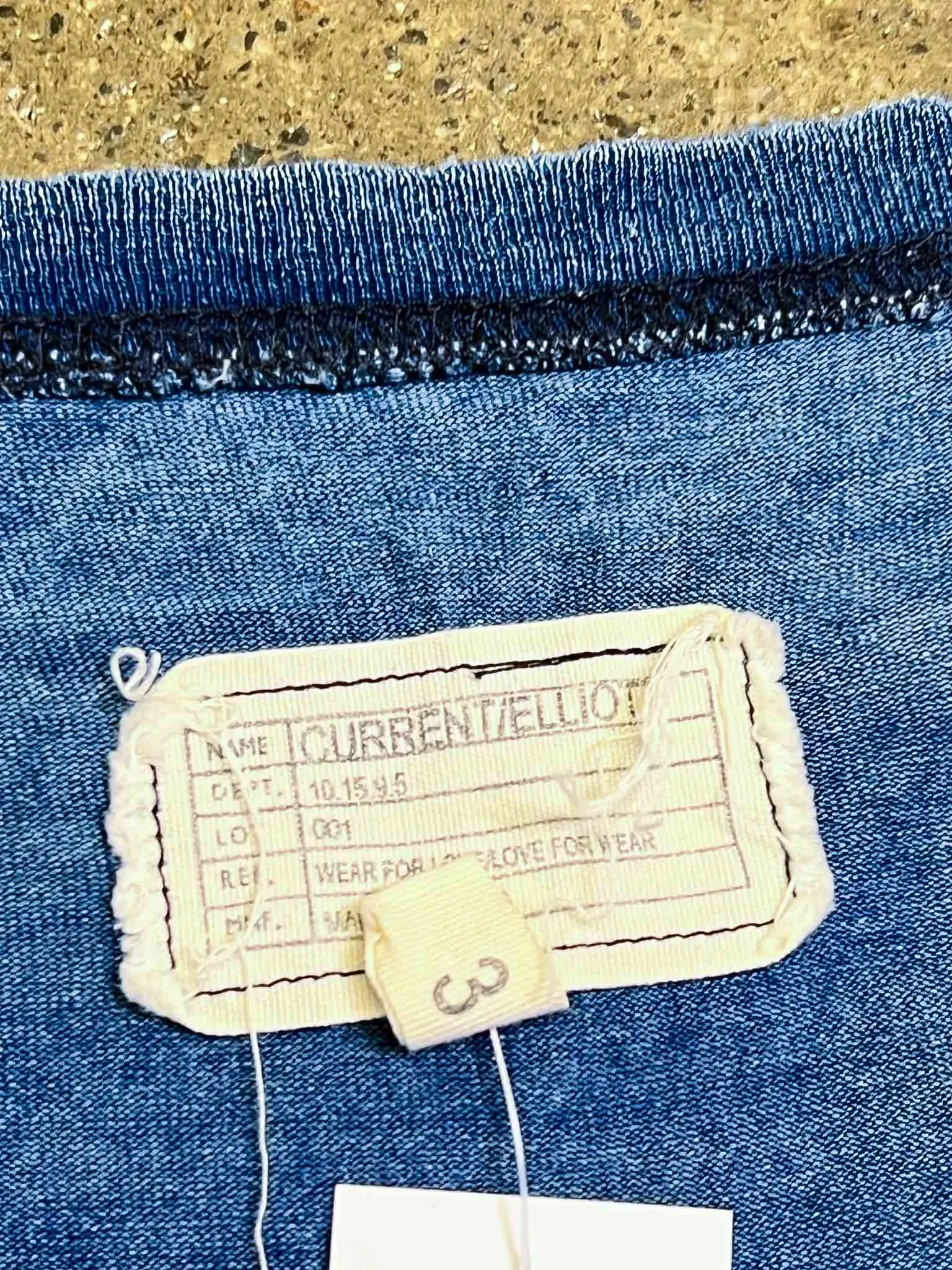 Size 3 (L) | Current/Elliot Distressed T-shirt