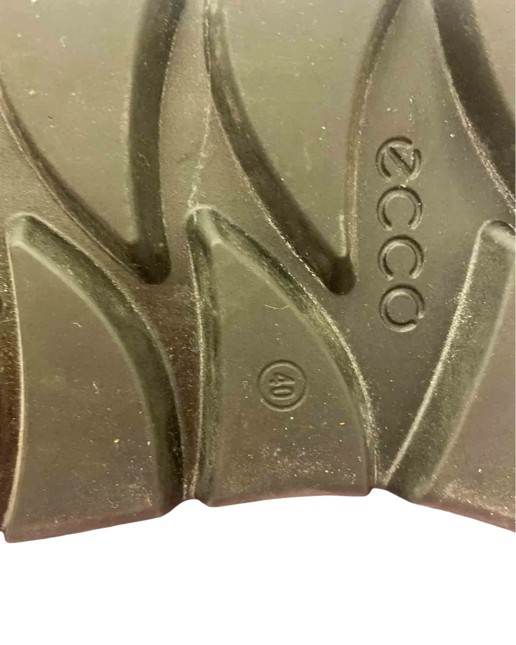 Size 40 | Ecco Leather Chelsea Boots