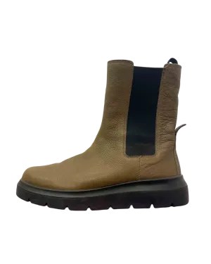 Size 40 | Ecco Leather Chelsea Boots
