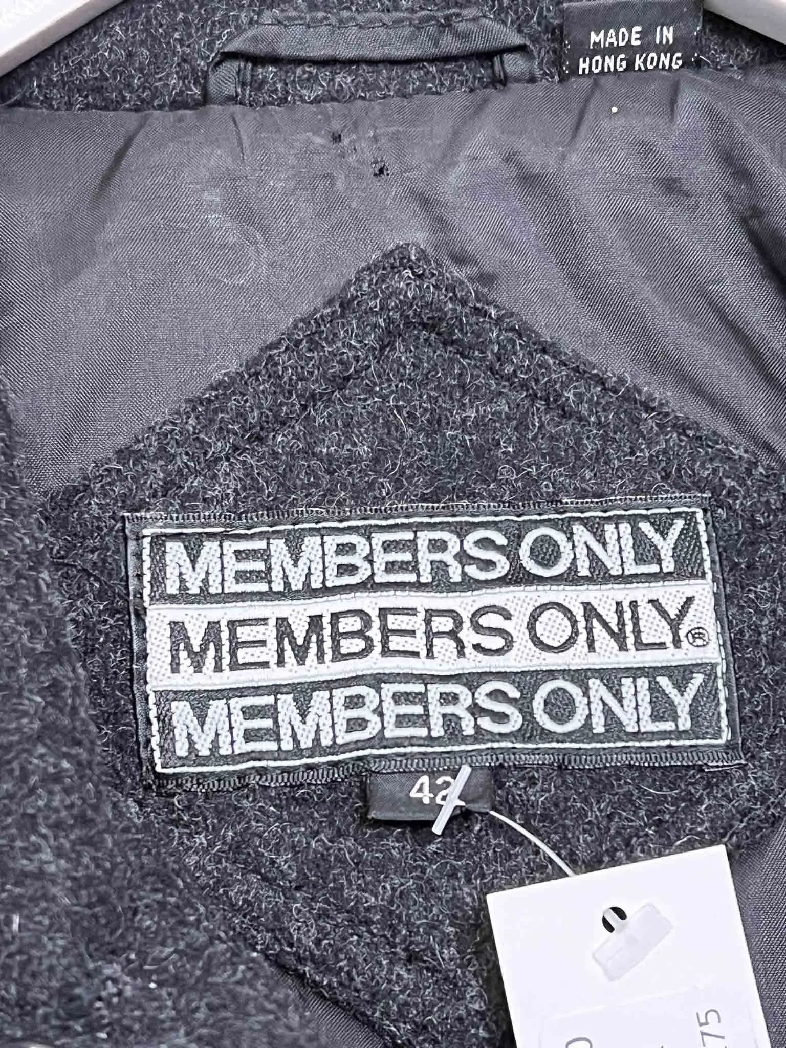 Size 42 (L) | Members Only Vintage Bomber Jacket